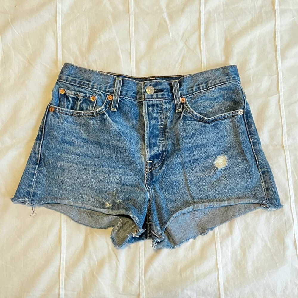 Levi's Cutoff Jean Shorts